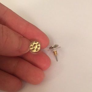 Simple hammered gold stud earrings